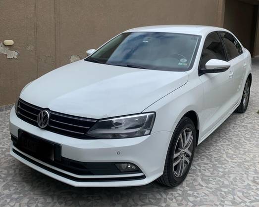 VOLKSWAGEN JETTA 1.4 16V TSI COMFORTLINE GASOLINA 4P TIPTRONIC VOLKSWAGEN JETTA 1.4 16V TSI COMFORTLINE GASOLINA 4P TIPTRONIC